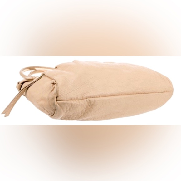 SALVATORE FERRAGAMO LARGE HOBO SHOULDER/HANDBAG GANCINI LOCK BEIGE/CREAM LEATHER - Picture 5 of 12